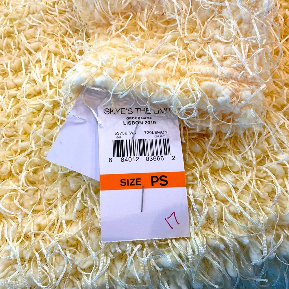 💖HOST PICK💖NWT - Skye’s The Limit Crewneck Sweater - Picture 7 of 8